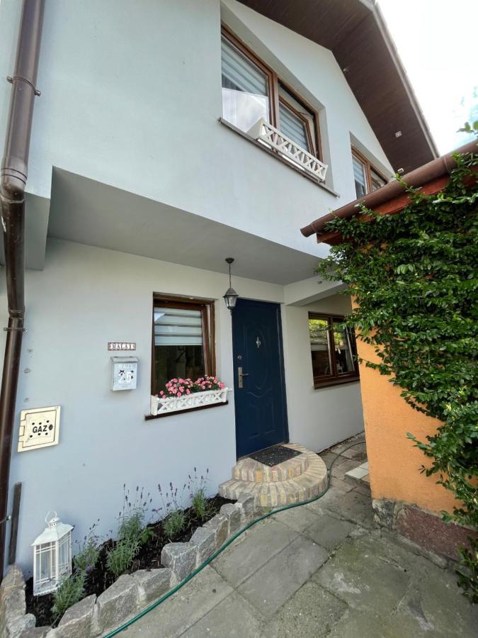 Dom W Centrum Dziwnowa Exterior foto